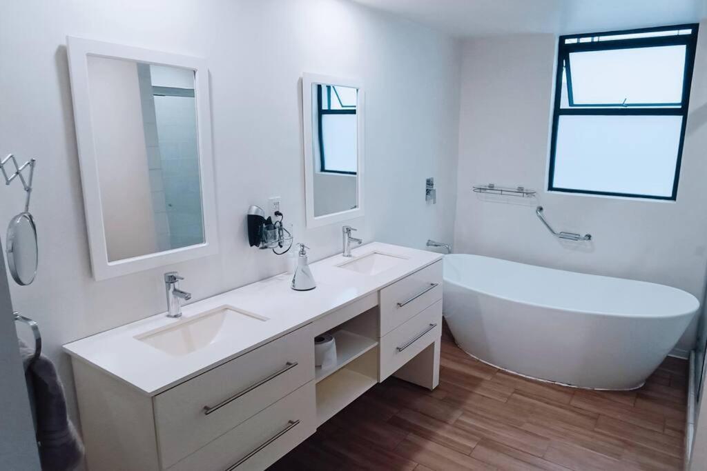 Secure, Central And Quiet Apartment Work Or Travel Мехико Экстерьер фото